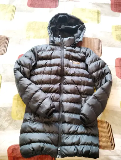 Parka  negra  acolchads  talla 14 - miniatura 3