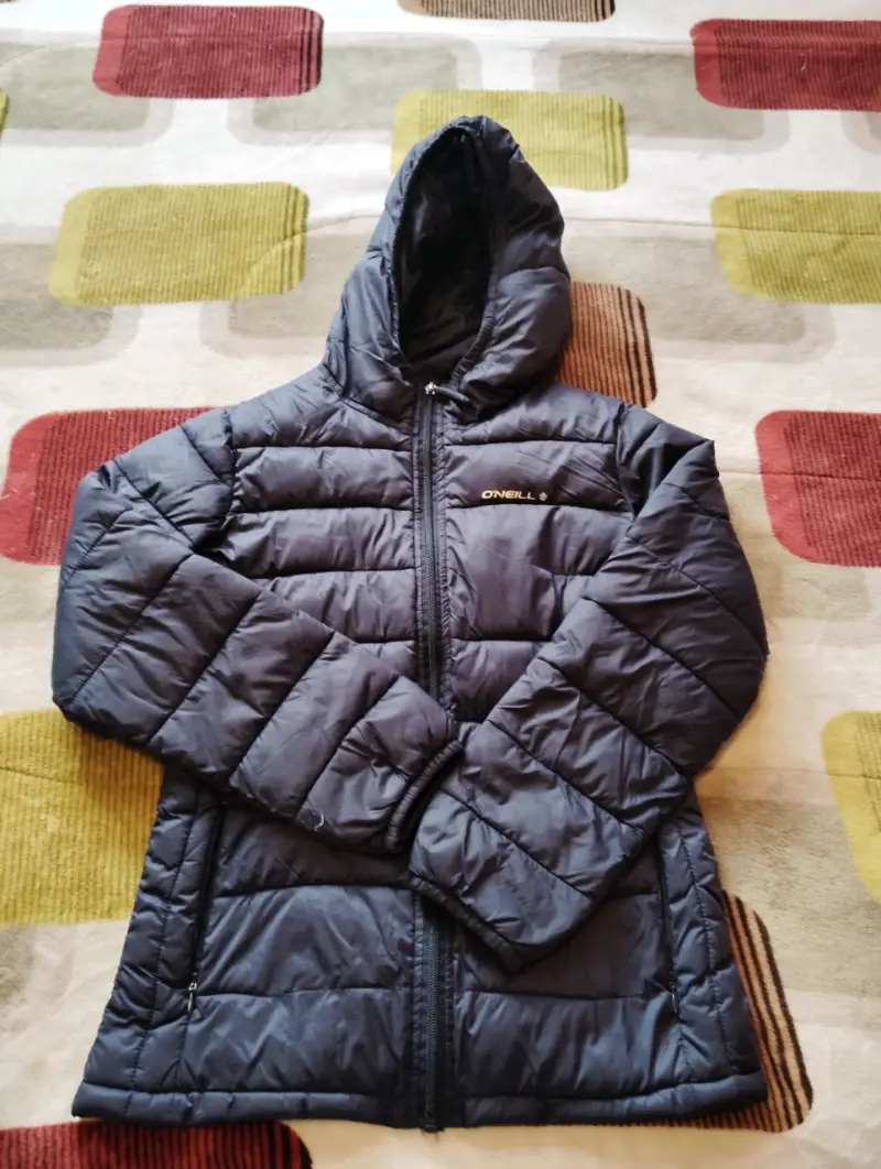 Chaqueta acolchada O'Neill con capucha negra - 1