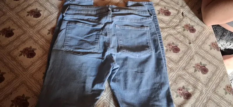 Jeans de mezclilla azul para mujer - 2