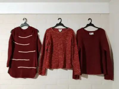 Lote de chaquetas y suéteres de invierno para mujer - miniatura 2