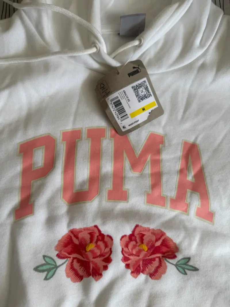 Polerón con capucha blanco Puma con flores - 2