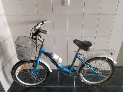 Bicicleta urbana con canasto y timbre - miniatura 2