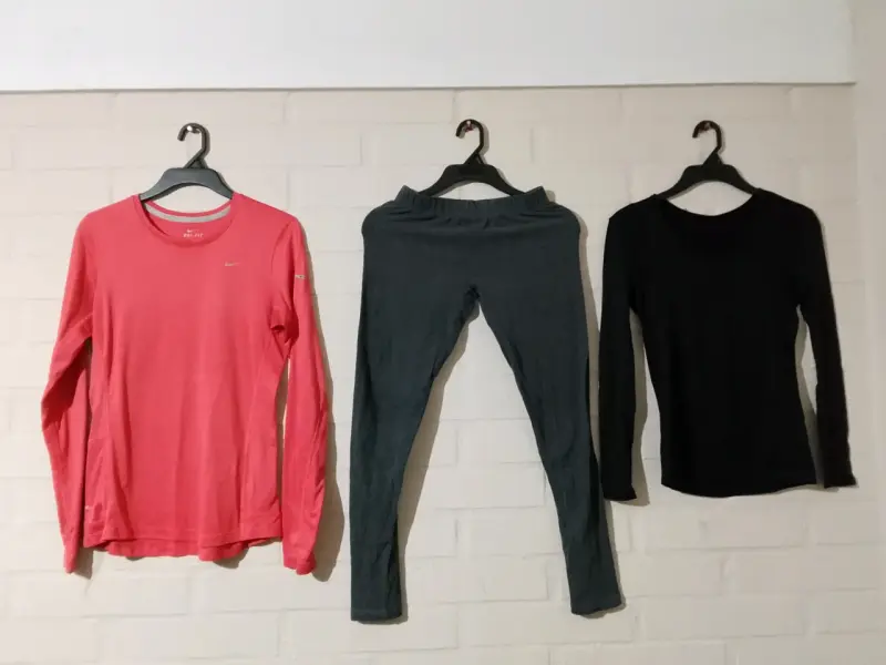 Conjunto deportivo Nike Dri-Fit para mujer - 1