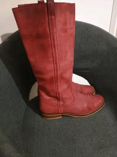 Botas de cuero rojas y cafés  para mujer - miniatura 1