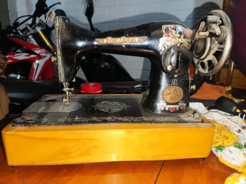 Máquina de coser - 2