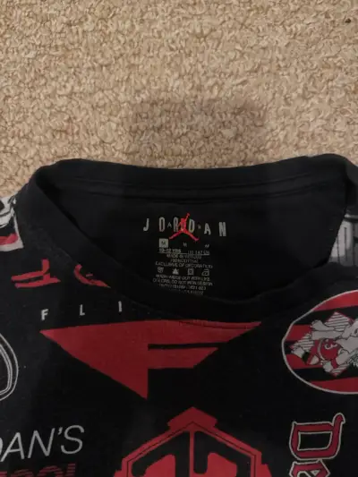 Polera Jordan para niño - miniatura 3
