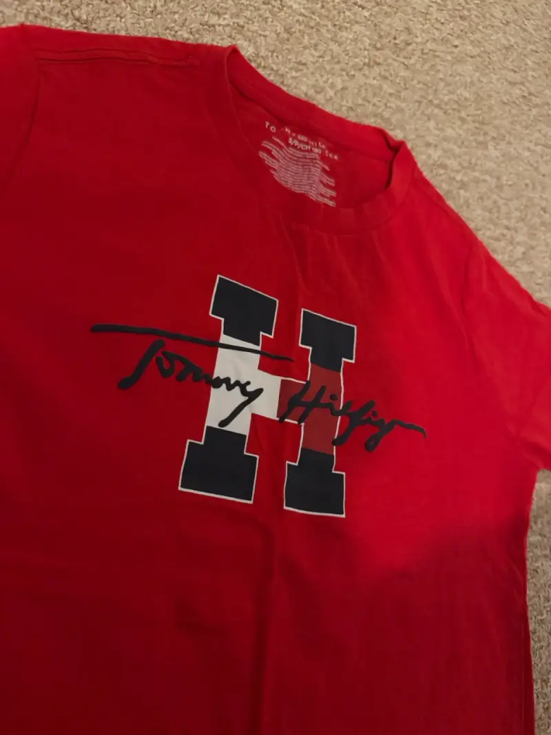 Poleras Tommy Hilfiger azul y rojo niño - 5