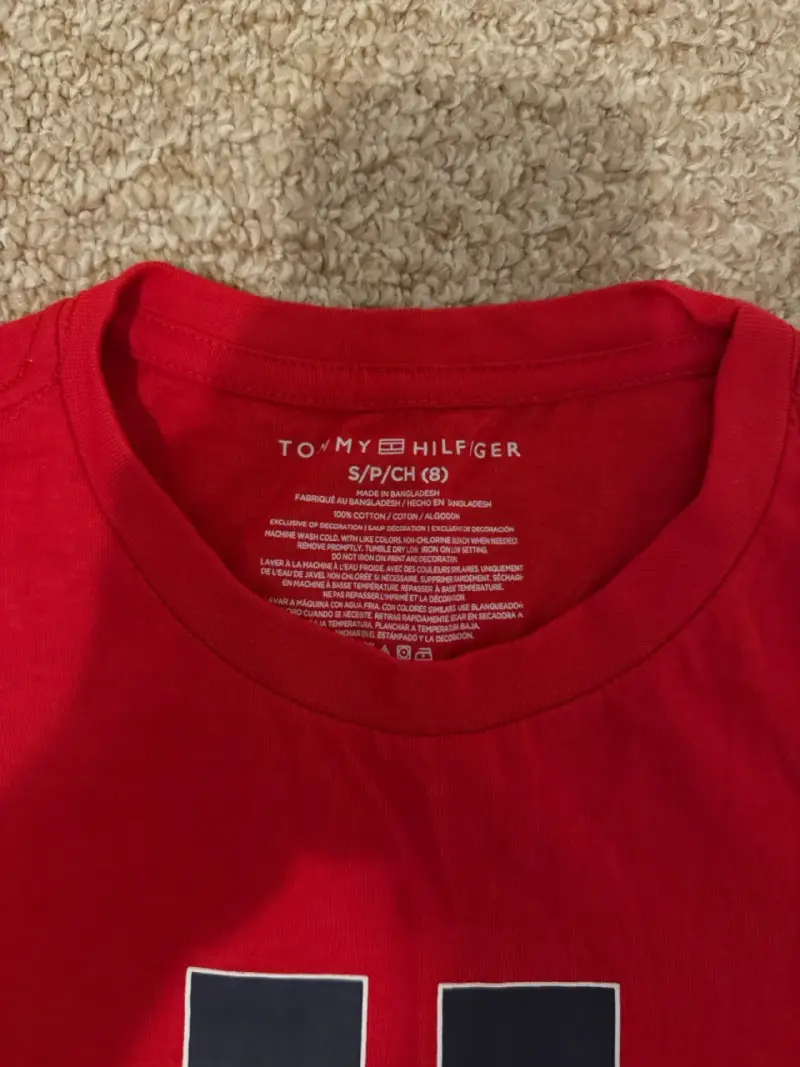 Poleras Tommy Hilfiger azul y rojo niño - 6