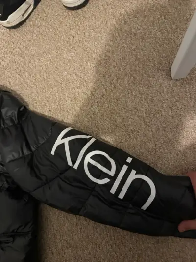 Chaqueta acolchada negra Calvin Klein para hombre - miniatura 2