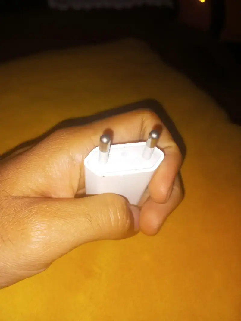Cargador Apple Original 5W USB (Enchufe Nacional A - 2