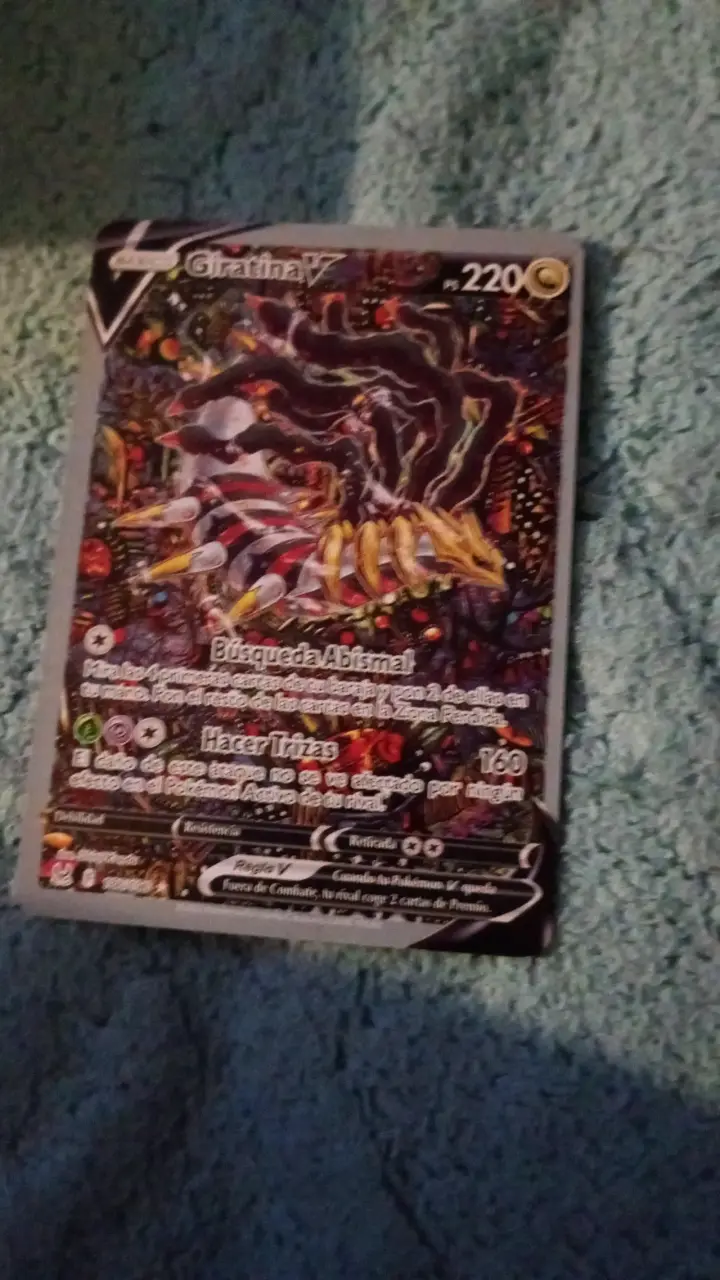 Carta Pokémon Giratina V Full Art