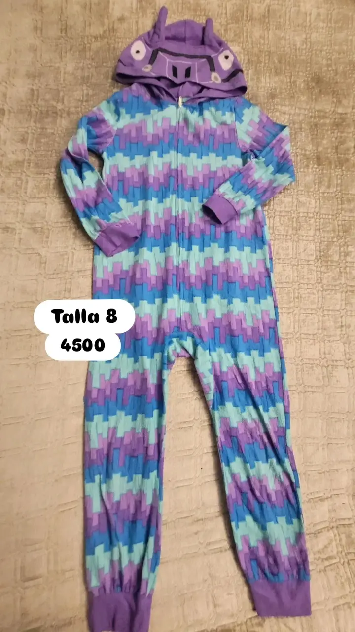 Pijama de la llama de Fornite talla 8