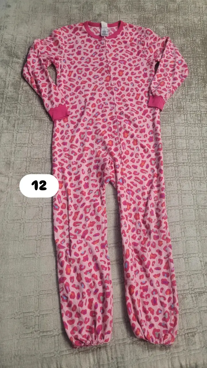 Pijama enterizo infantil estampado leopardo rosa
