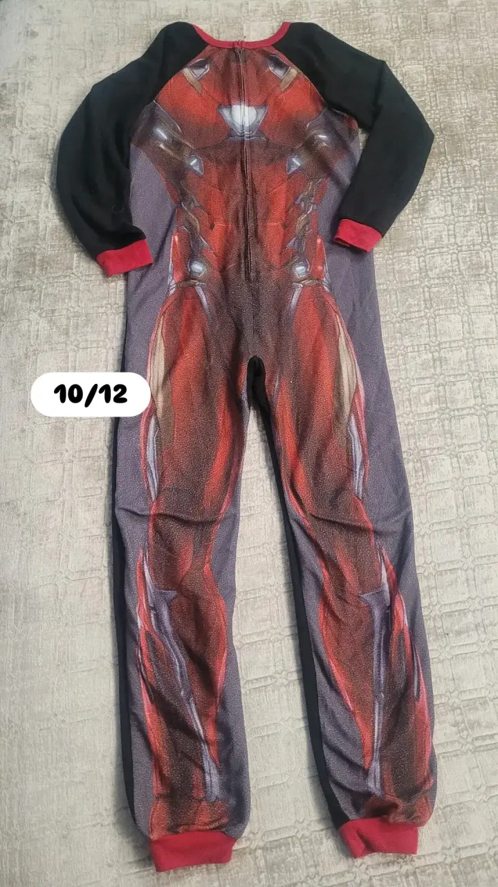 Pijama enterizo infantil Iron Man talla 10/12