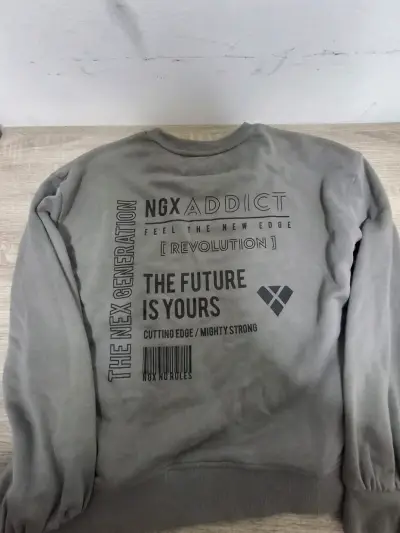 Polerón gris NGX con logo - miniatura 3