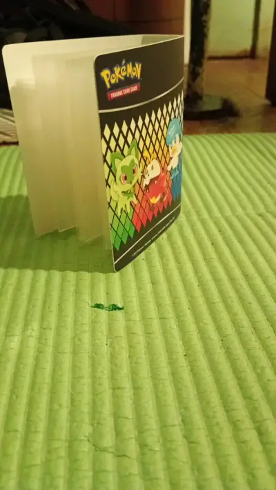 Álbum de cartas Pokémon TCG - miniatura 4
