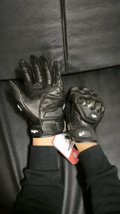 Guantes de moto Furygan $30.000 y 40.000 - miniatura 3