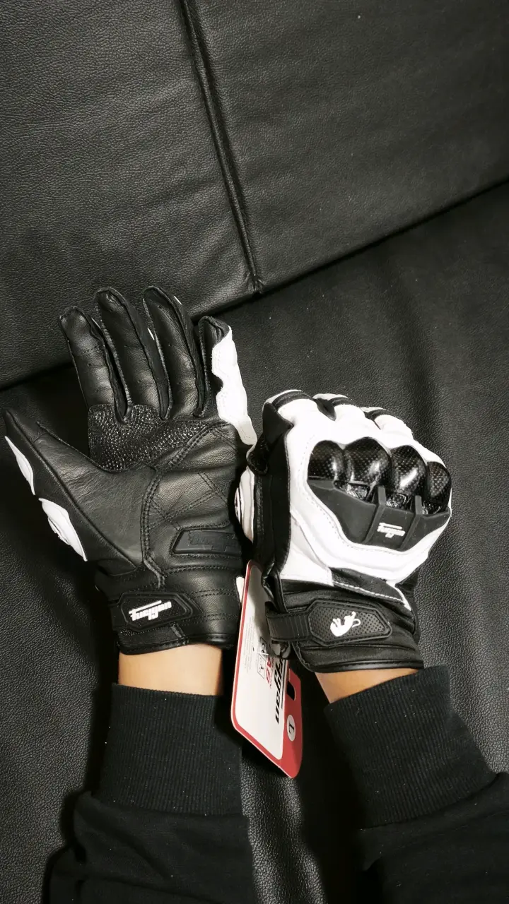 Guantes de moto Furygan $30.000 y 40.000 - 6