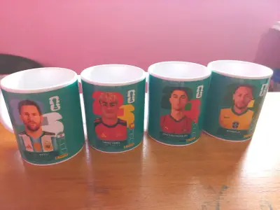 Tazas con diseño de futbolistas - miniatura 3
