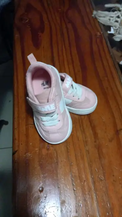 Zapatillas infantiles Minnie rosadas - miniatura 2