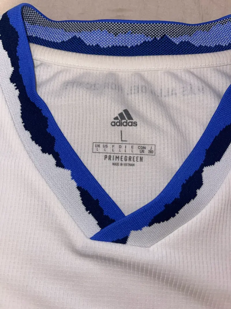 Camiseta Adidas Universidad de Chile 2023 - 2