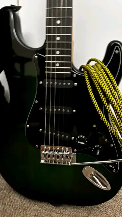 Guitarra eléctrica Stratocaster - miniatura 2