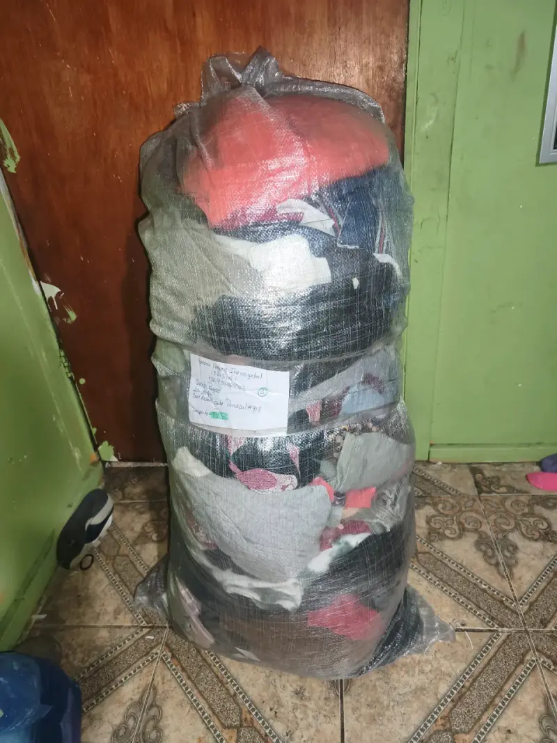 Fardo de ropa segunda variada para mujer