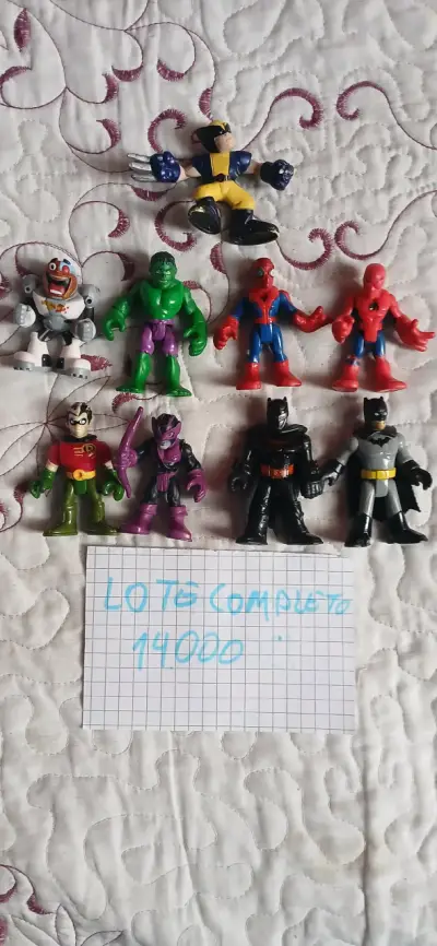 Lote de figuras de acción de superhéroes - miniatura 2
