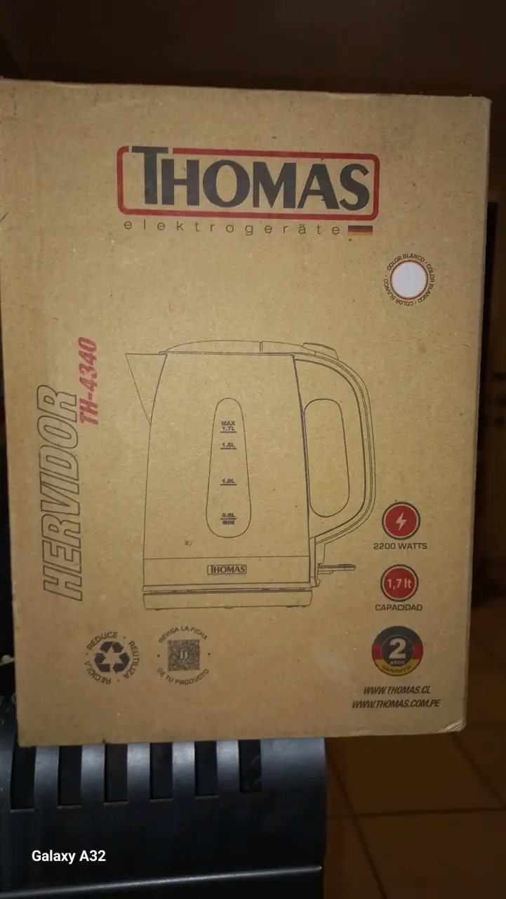 Hervidor eléctrico Thomas TH-4340 1.7L blanco