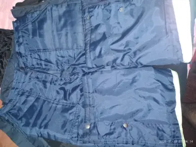 Chaqueta de trabajo reflectante azul con capucha - miniatura 3