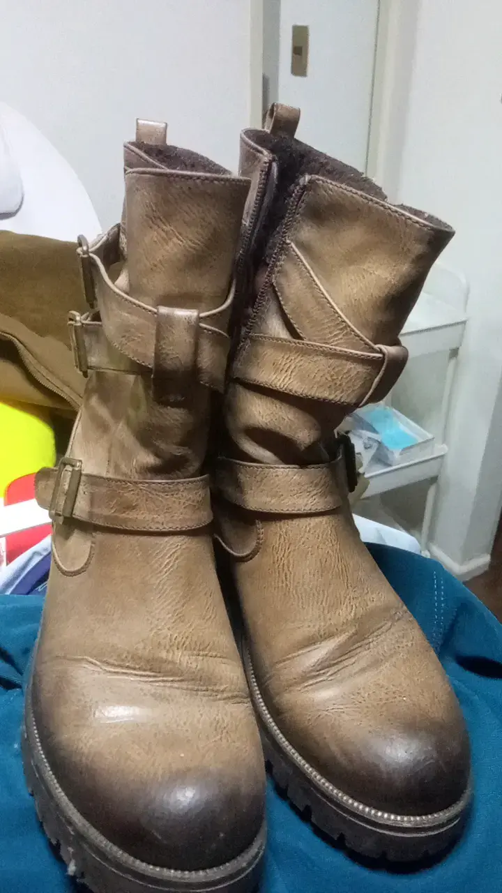 Botas de cuero marrón con hebillas - 4