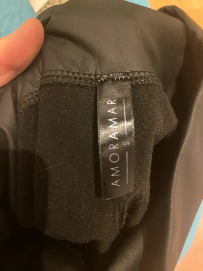 Pantalones de cuero sintético negro para mujer - 3