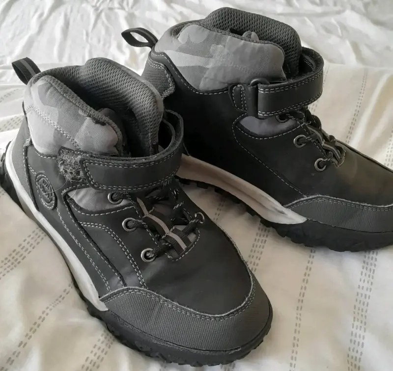 Botas de senderismo para niños en color gris - 1
