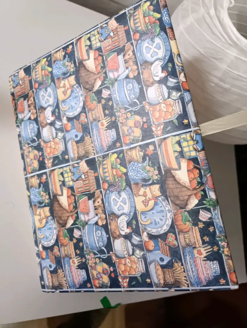 Caja organizadora decorativa con diseño de cocina - 1