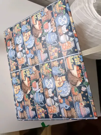 Caja organizadora decorativa con diseño de cocina - miniatura 1