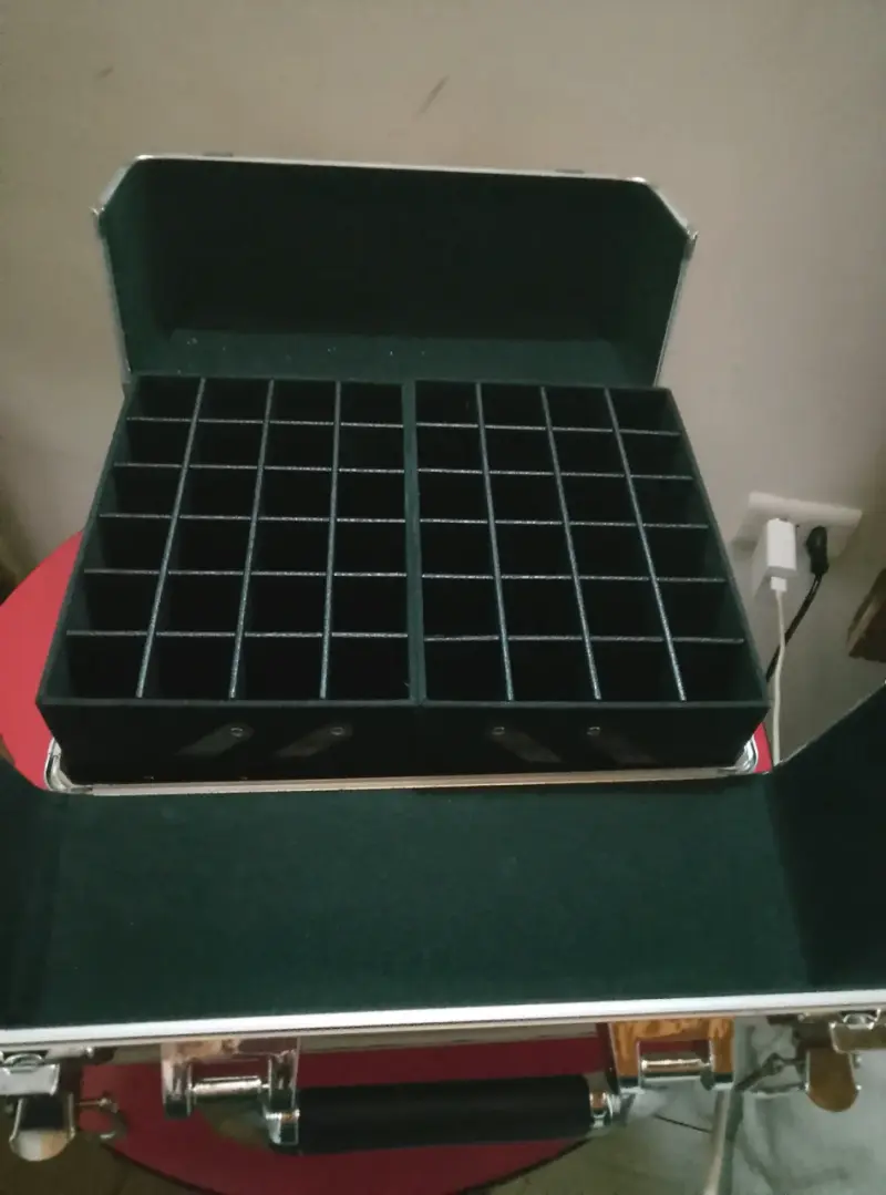 Maletín organizador de maquillaje con diseño 💖 - 3
