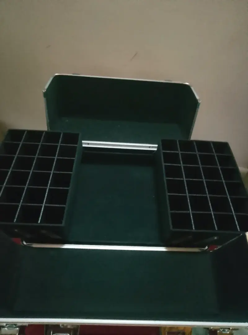 Maletín organizador de maquillaje con diseño 💖 - 4
