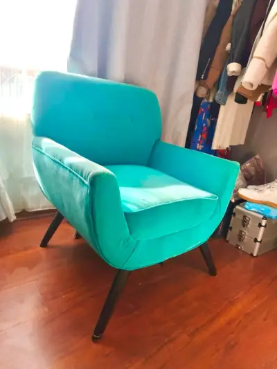 Poltrona Homy de terciopelo turquesa - miniatura 2