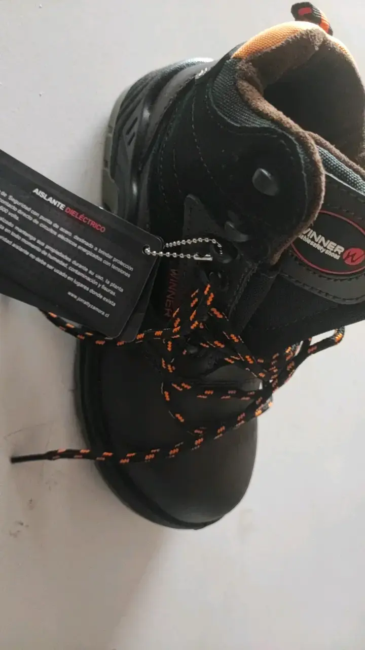 Botas de seguridad dieléctricas Winner negro