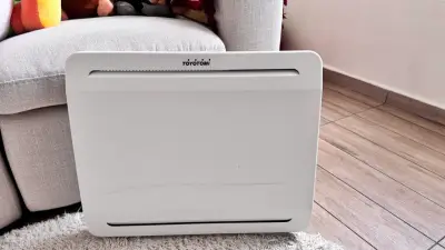 Calefactor eléctrico Toyotomi blanco compacto - miniatura 2