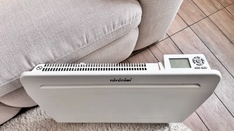 Calefactor eléctrico Toyotomi blanco compacto - 3