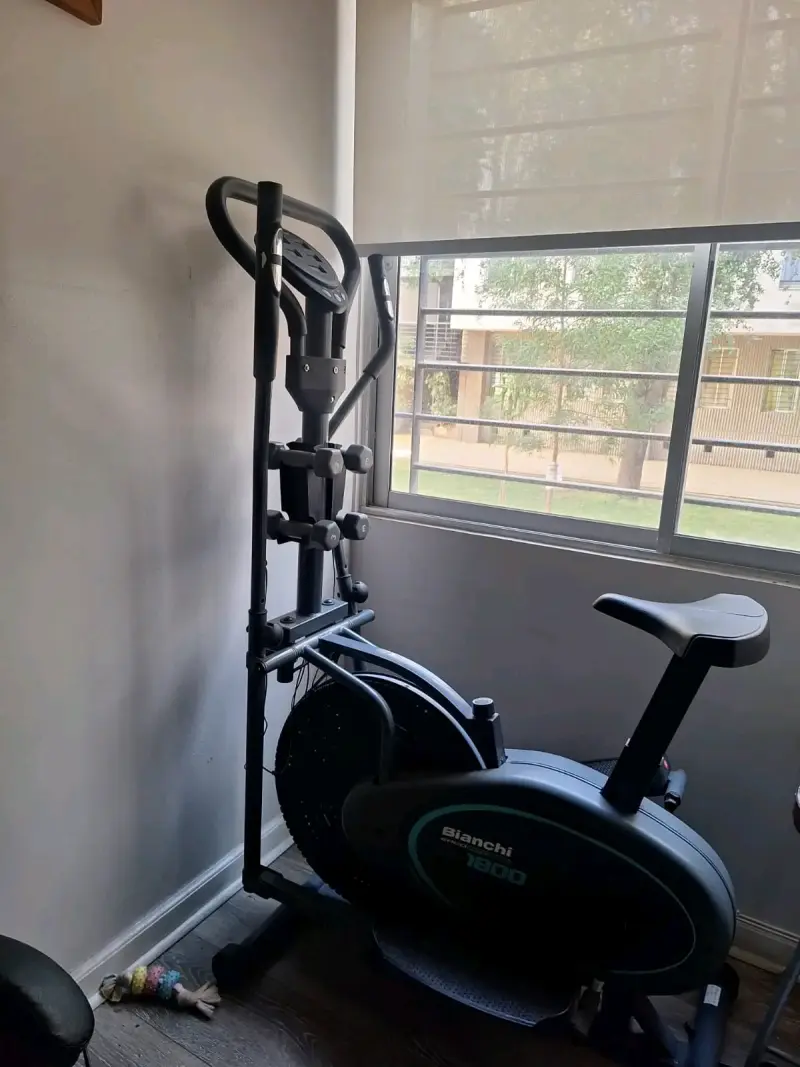 Bicicleta elíptica Bianchi 1800 en buen estado - 4