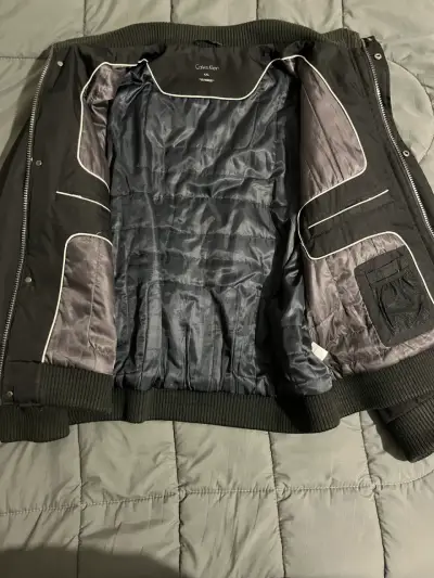 Chaqueta negra Calvin Klein - miniatura 2