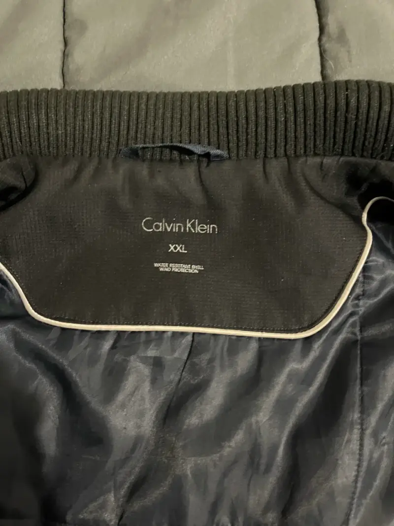 Chaqueta negra Calvin Klein - 4
