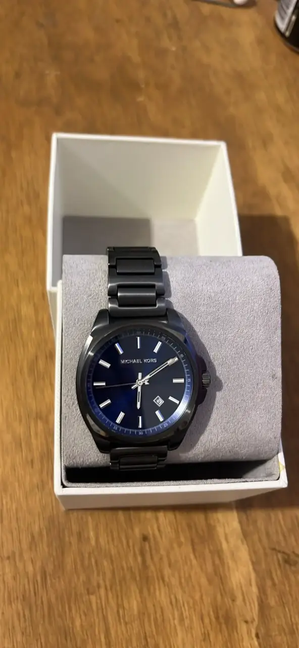 Reloj Michael Kors negro con caja original - 1