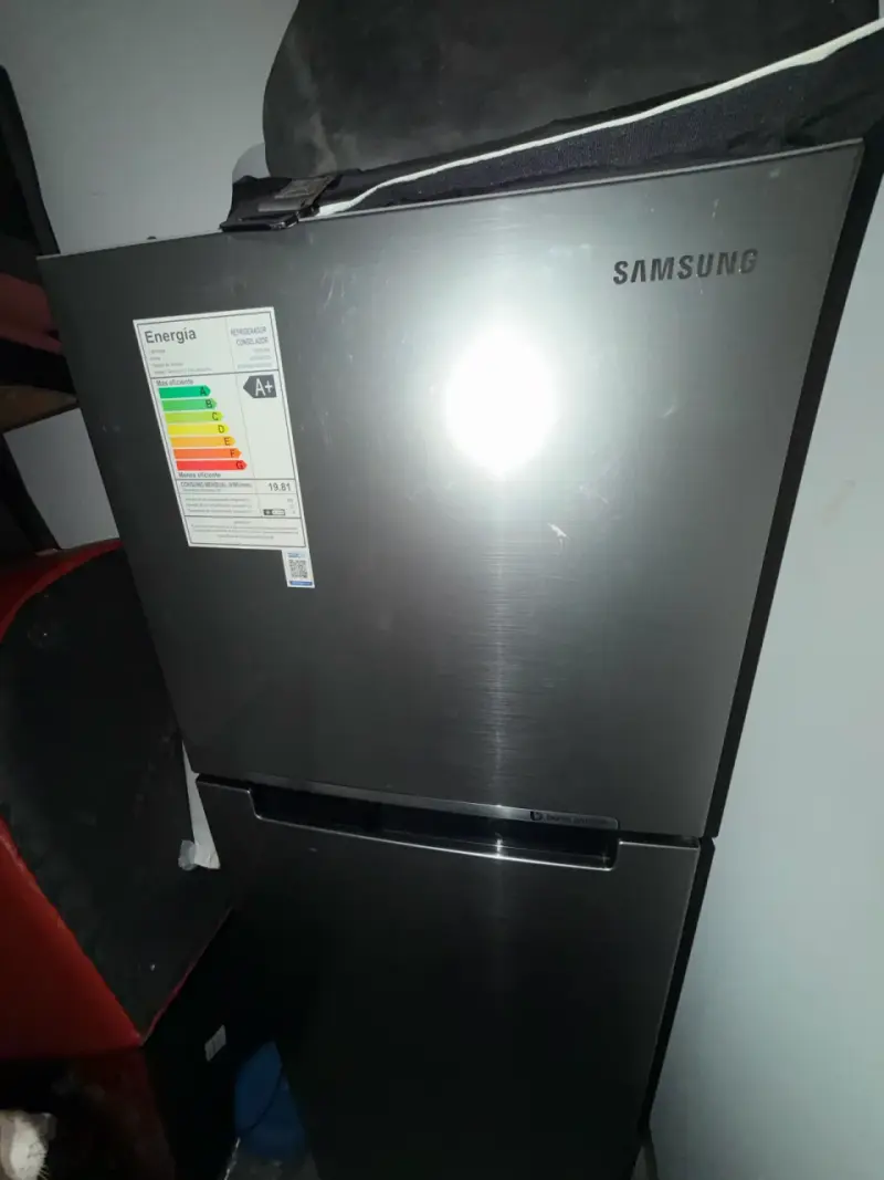 Refrigerador Samsung Inverter de Dos Puertas - 2