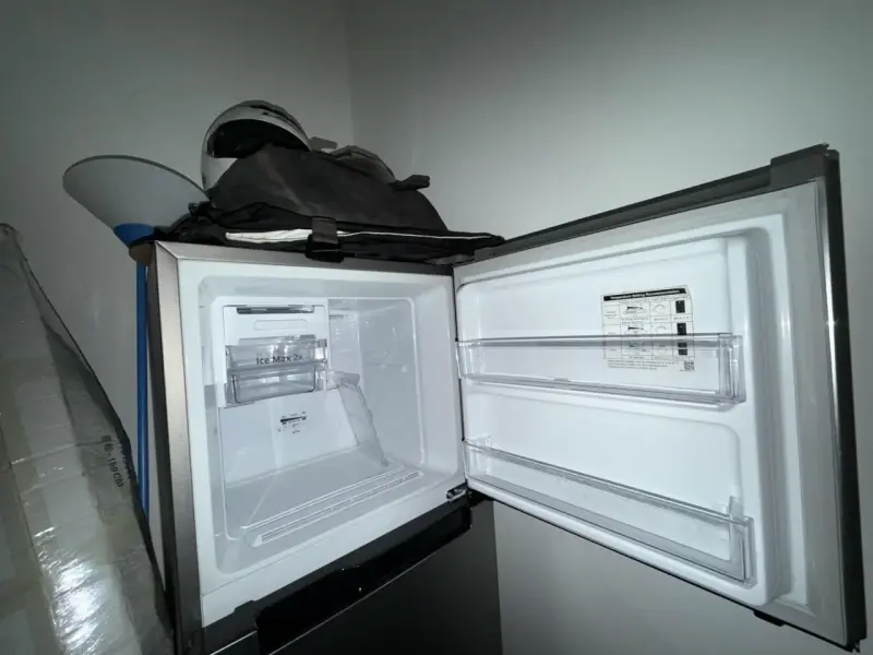 Refrigerador Samsung Inverter de Dos Puertas - 4