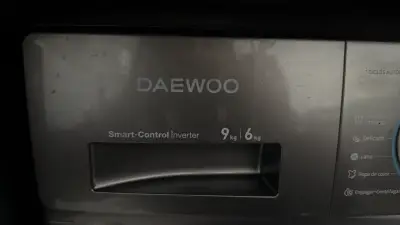 Lavadora secadora Daewoo 9kg Inverter - miniatura 2