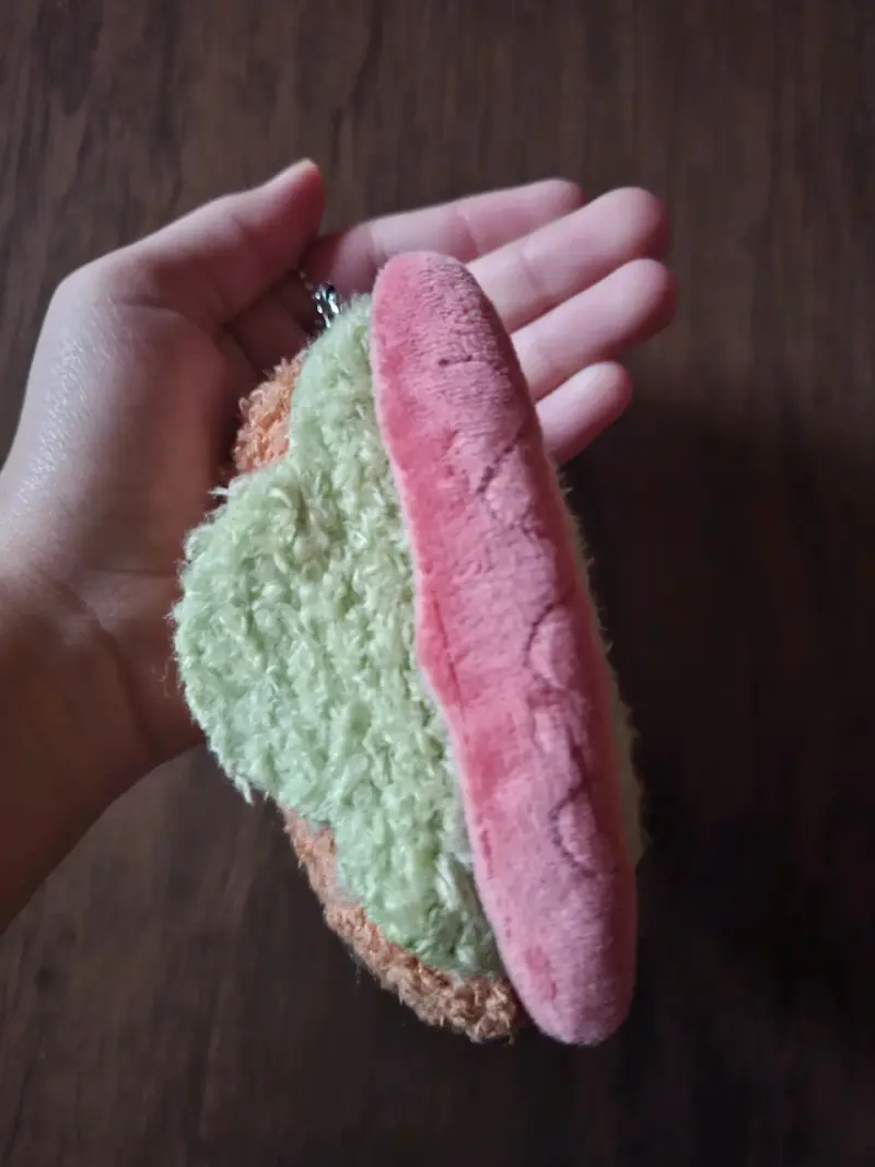 Llavero de peluche en forma de hot dog