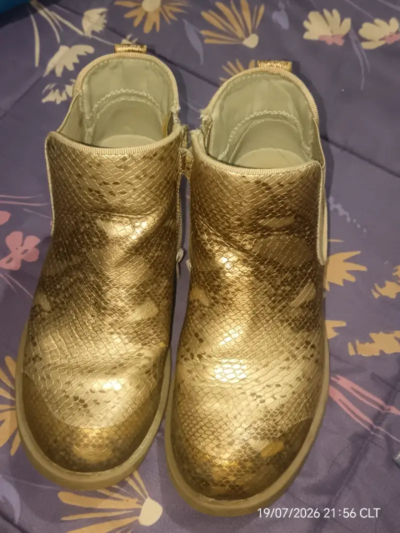 Botines de cuero sintético con diseño de serpiente - 3